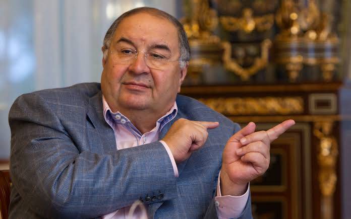 Франция и Словакия просят исключить Алишера Усманова из санкционного списка